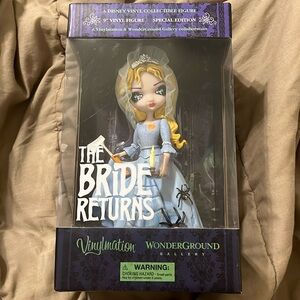 Jasmine Becket-Griffith “The Bride Returns” 9” Vinyl Figure (Special Edition)